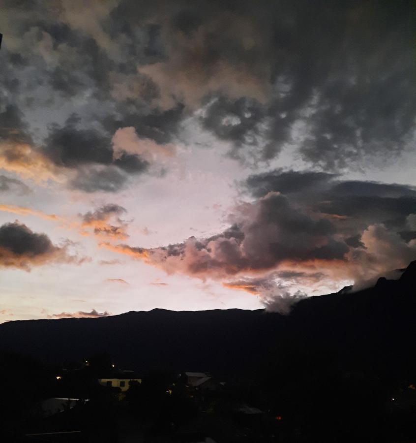 Gite Le Calou Pilon Cilaos Kamer foto